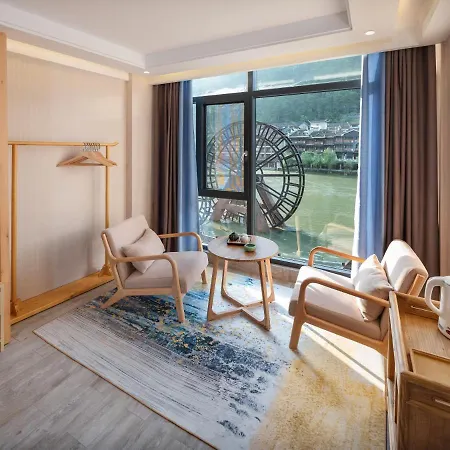 Moon River View Hotel Fenghuang County Exterior photo