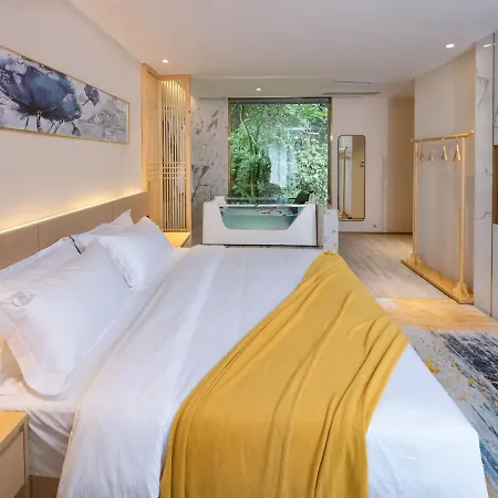 Moon River View Hotel Fenghuang County Exterior photo